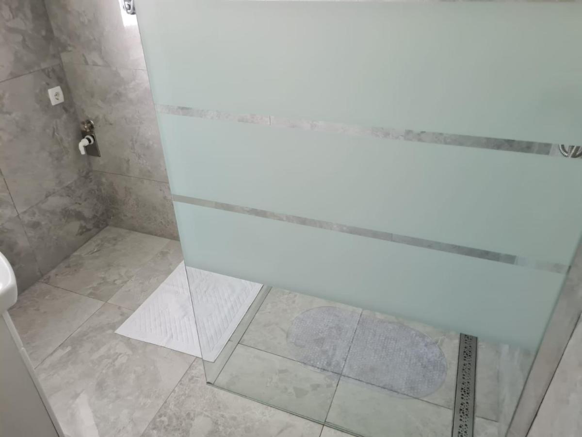 Апартаменты Apartman Antea Шибеник Экстерьер фото